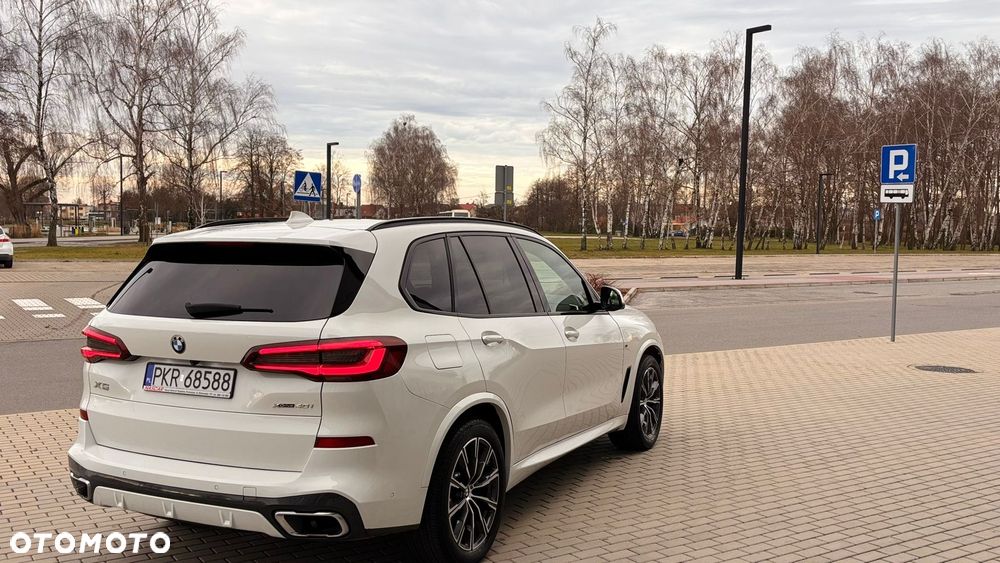 BMW X5 xDrive40i - 2