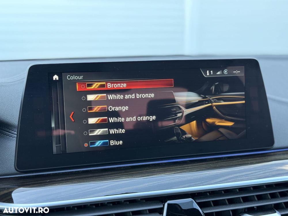 BMW Seria 5 530d xDrive Aut. - 33