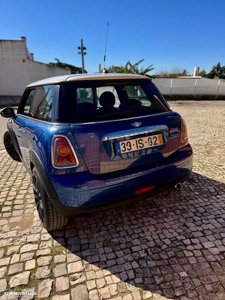 MINI 3 Portas Cooper D - 7