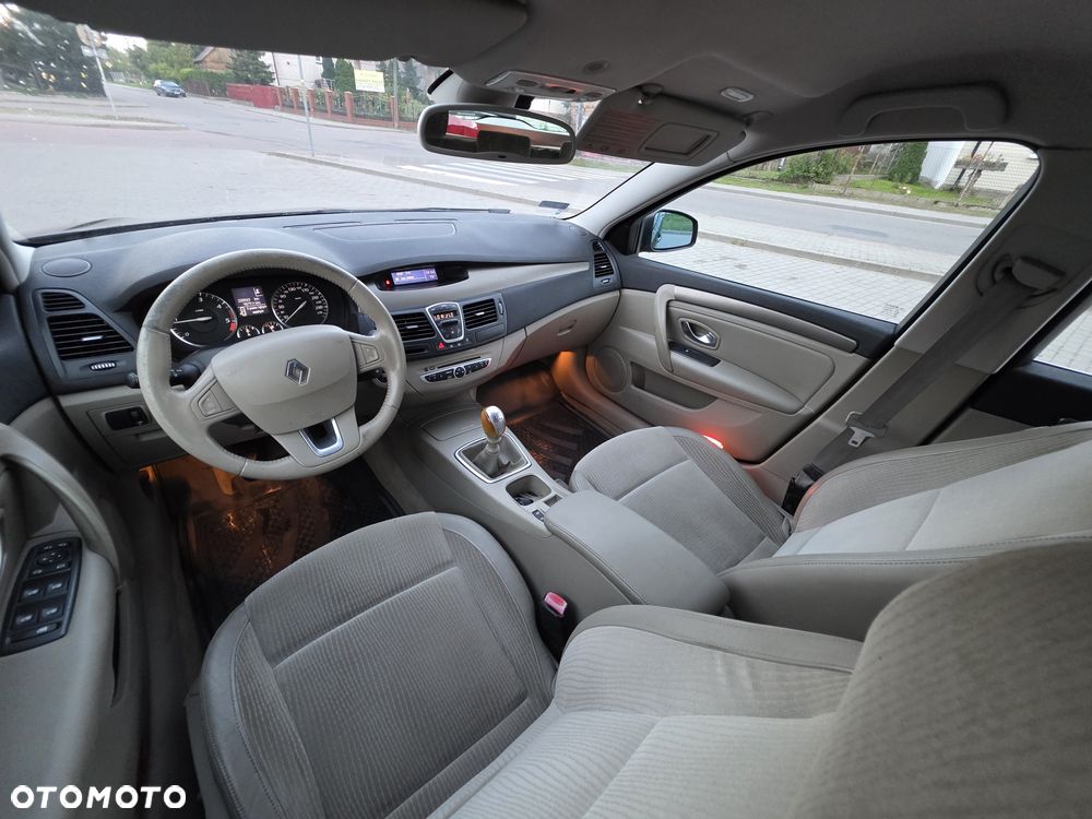 Renault Laguna - 5