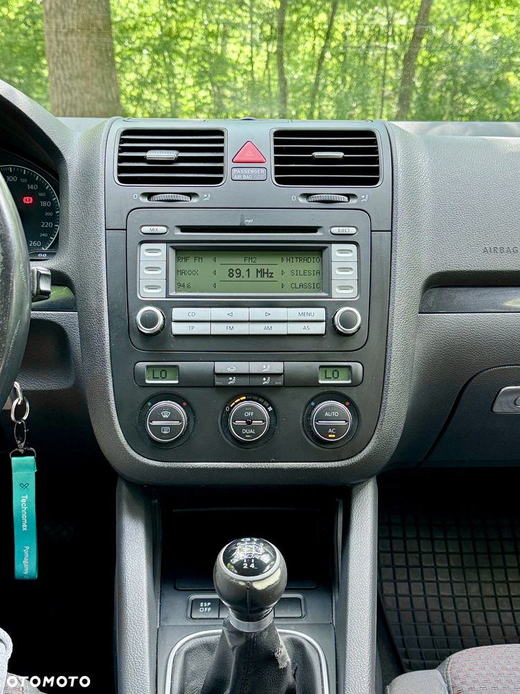 Volkswagen Golf 1.9 TDI GT Sport - 8