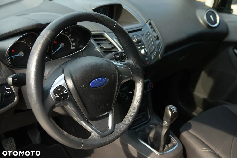 Ford Fiesta 1.25 SYNC Edition - 26