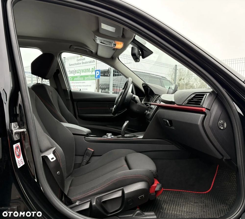 BMW Seria 3 316i Sport Line - 25