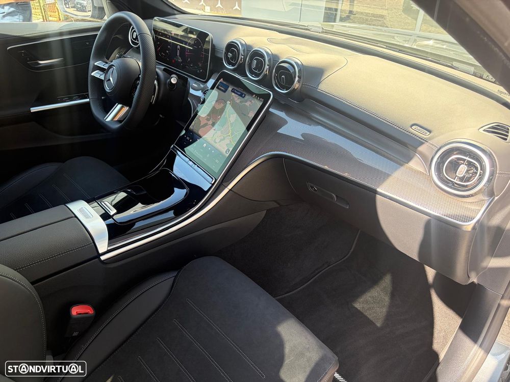 Mercedes-Benz C 220 d AMG Line - 4