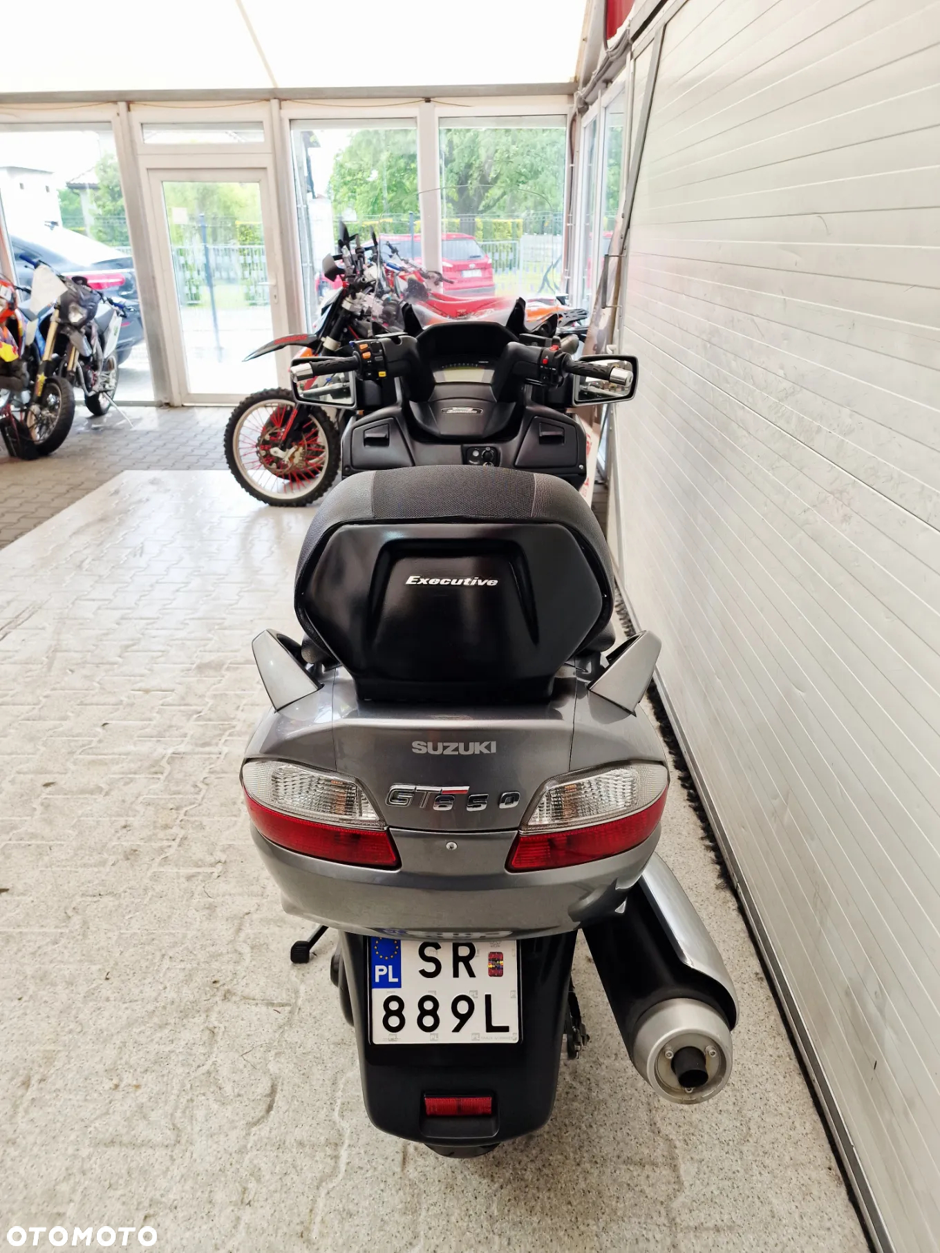Suzuki Burgman - 8