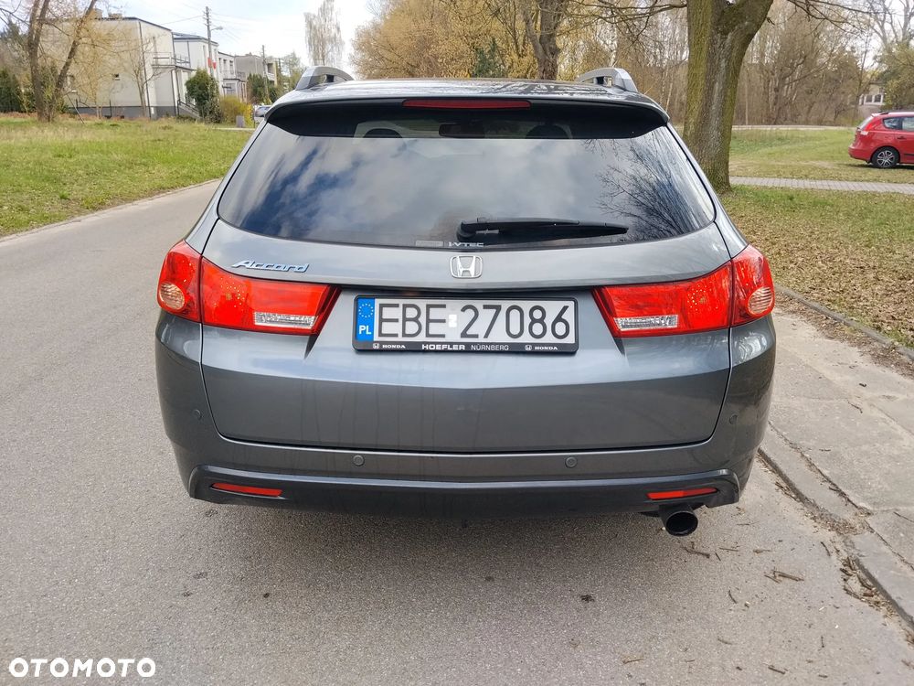 Honda Accord 2.0 Executive - 4