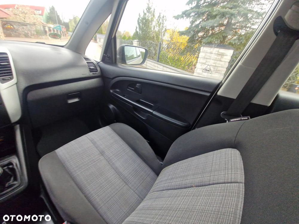 Kia Venga 1.4 CVVT Vision - 22