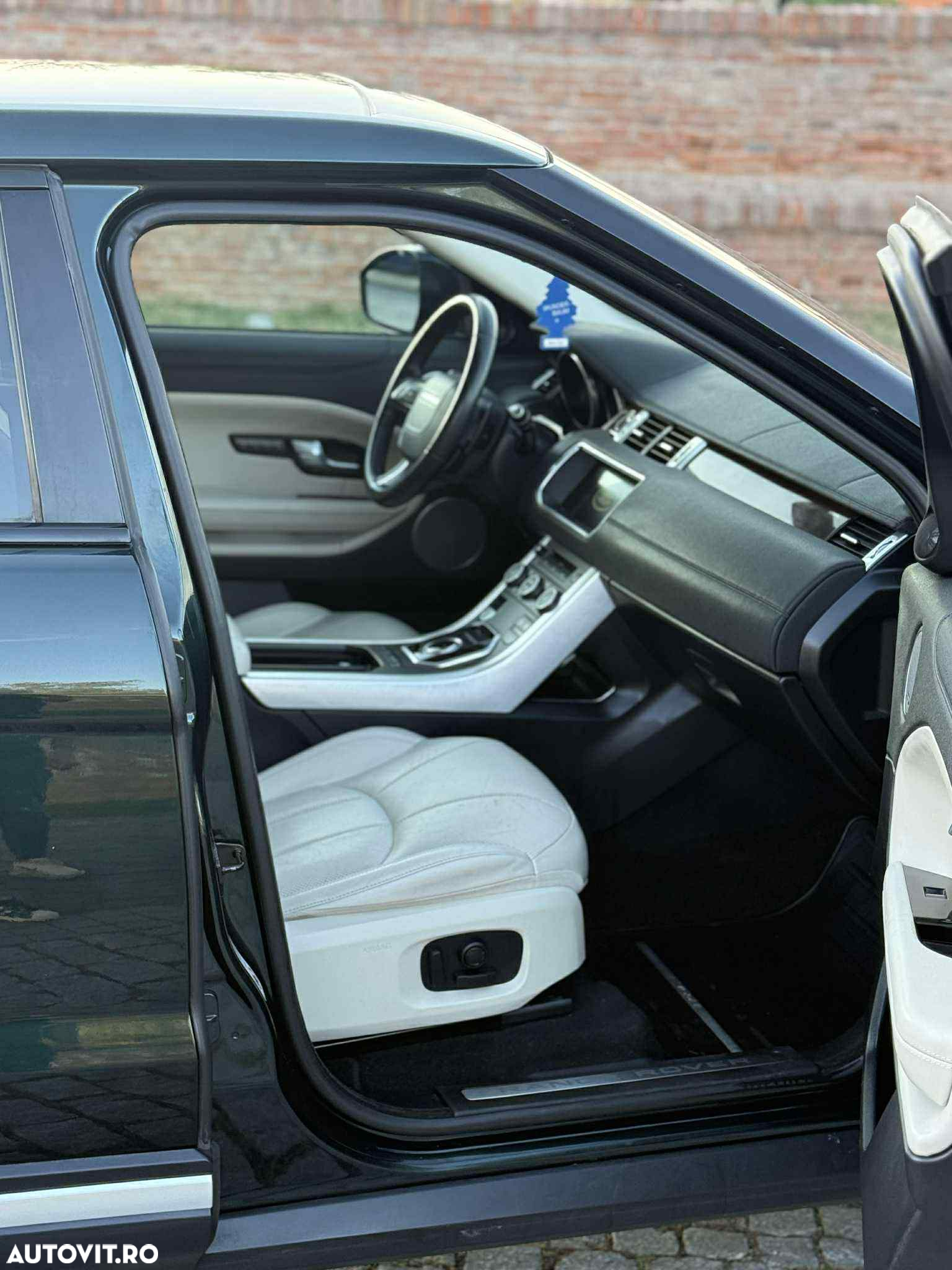 Land Rover Range Rover Evoque - 6