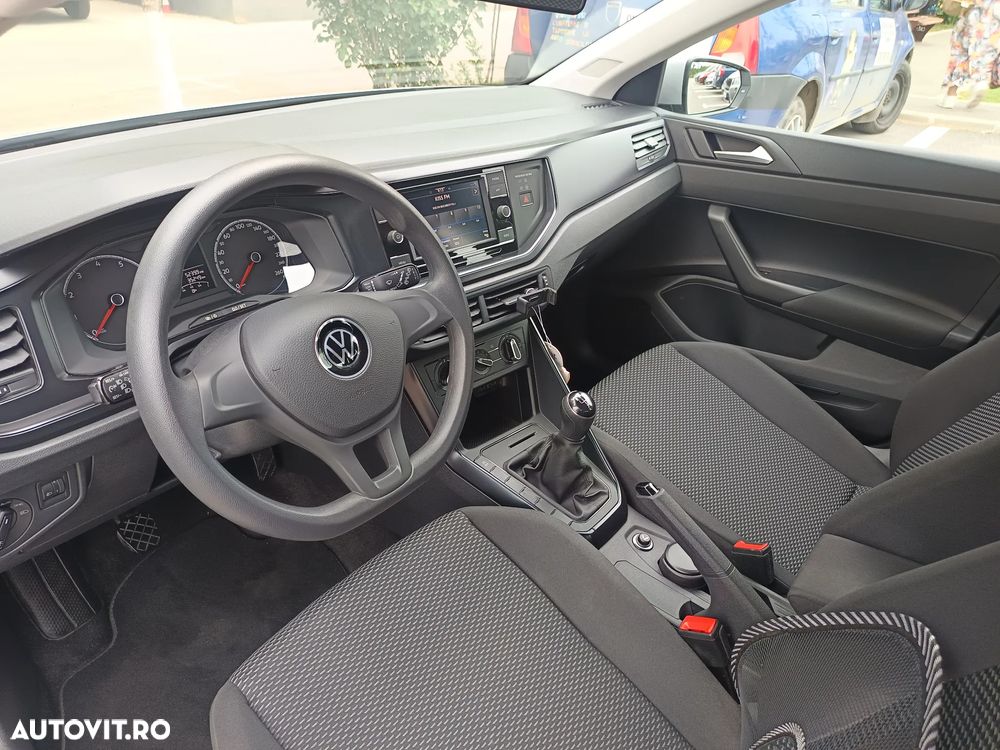 Volkswagen Polo 1.0 MPI Base - 10