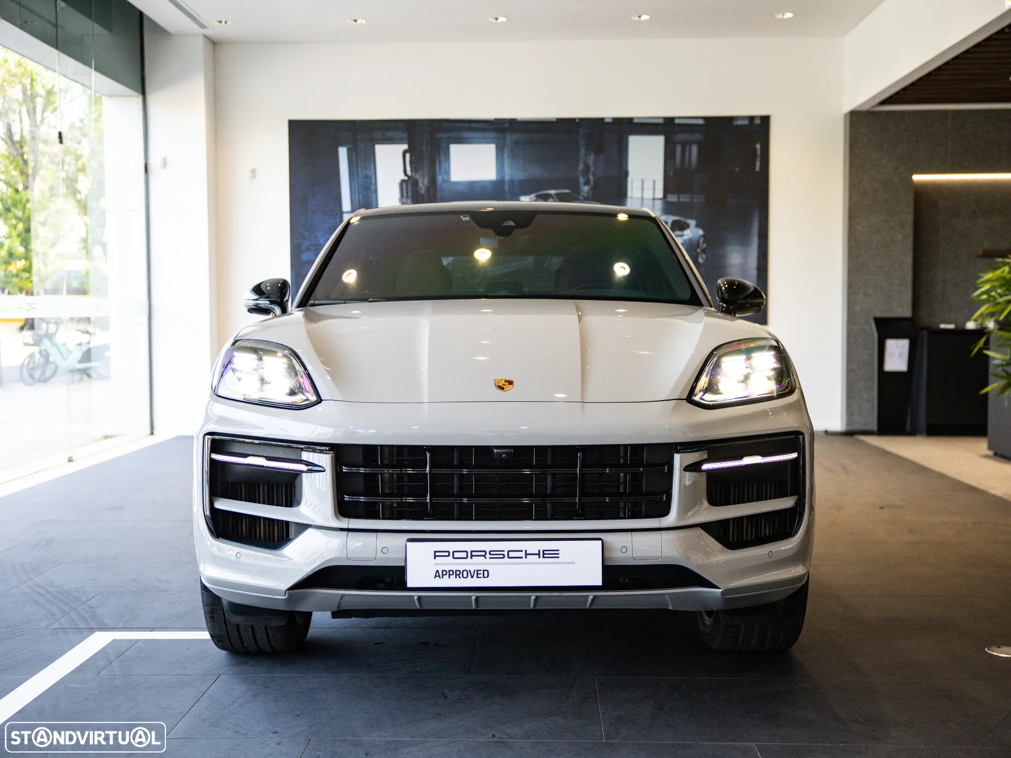 Porsche Cayenne Coupé E-Hybrid - 8
