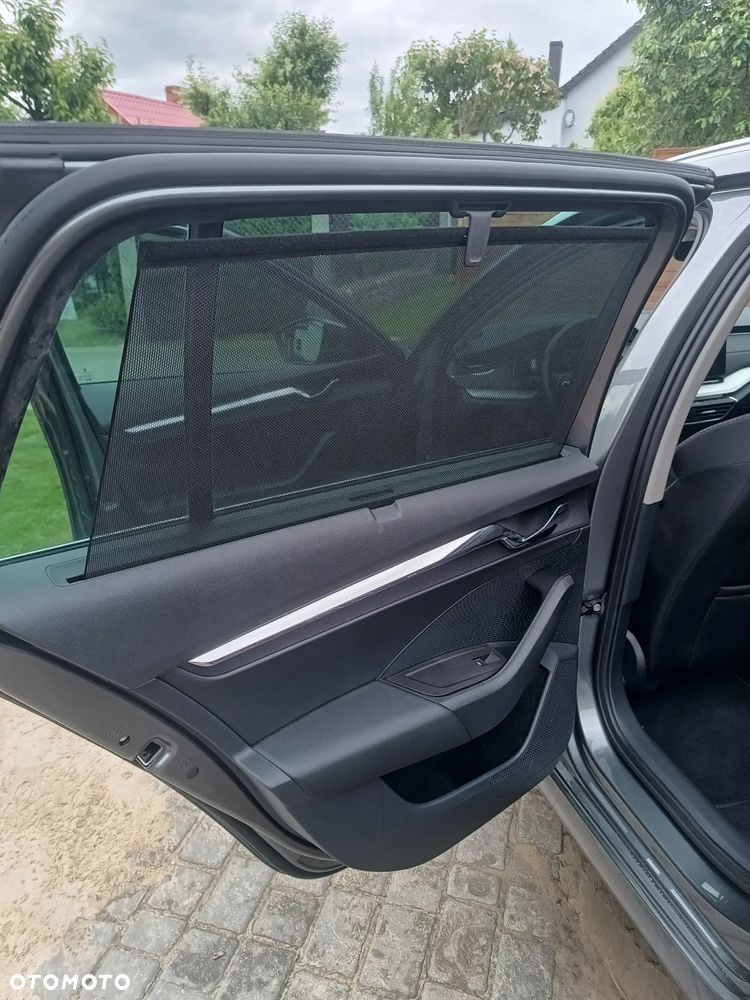 Skoda Octavia 2.0 TDI DSG Selection - 30