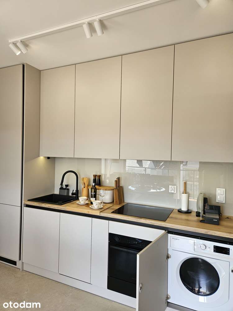 Apartament z antresolą i miejscem parkingowym - faktura VAT (8%)