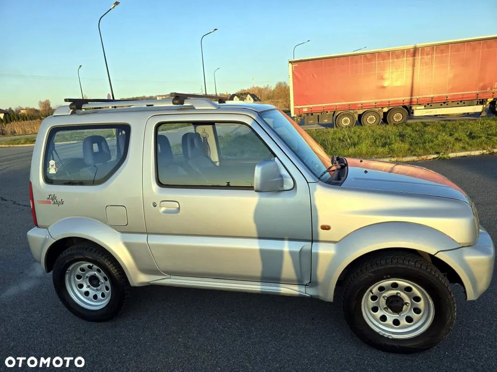 Suzuki Jimny Comfort Lifestyle - 16