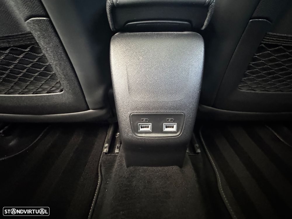 Peugeot 208 1.2 PureTech GT EAT8 - 43