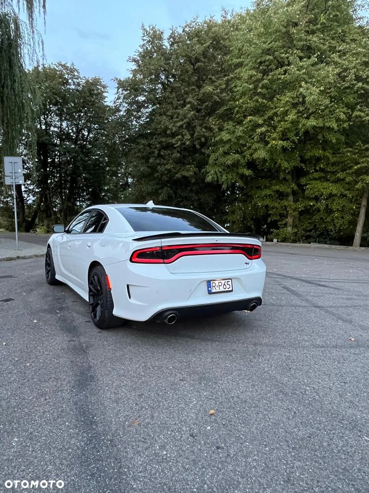 Dodge Charger - 7