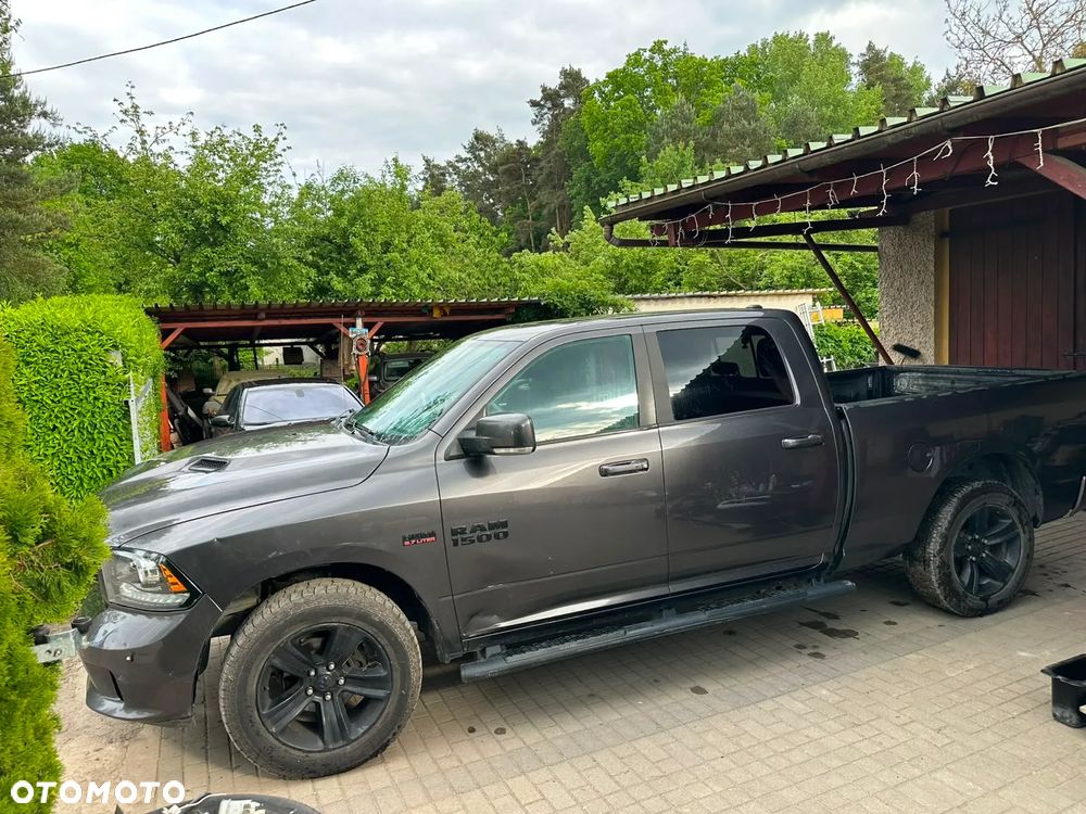 Dodge RAM - 4