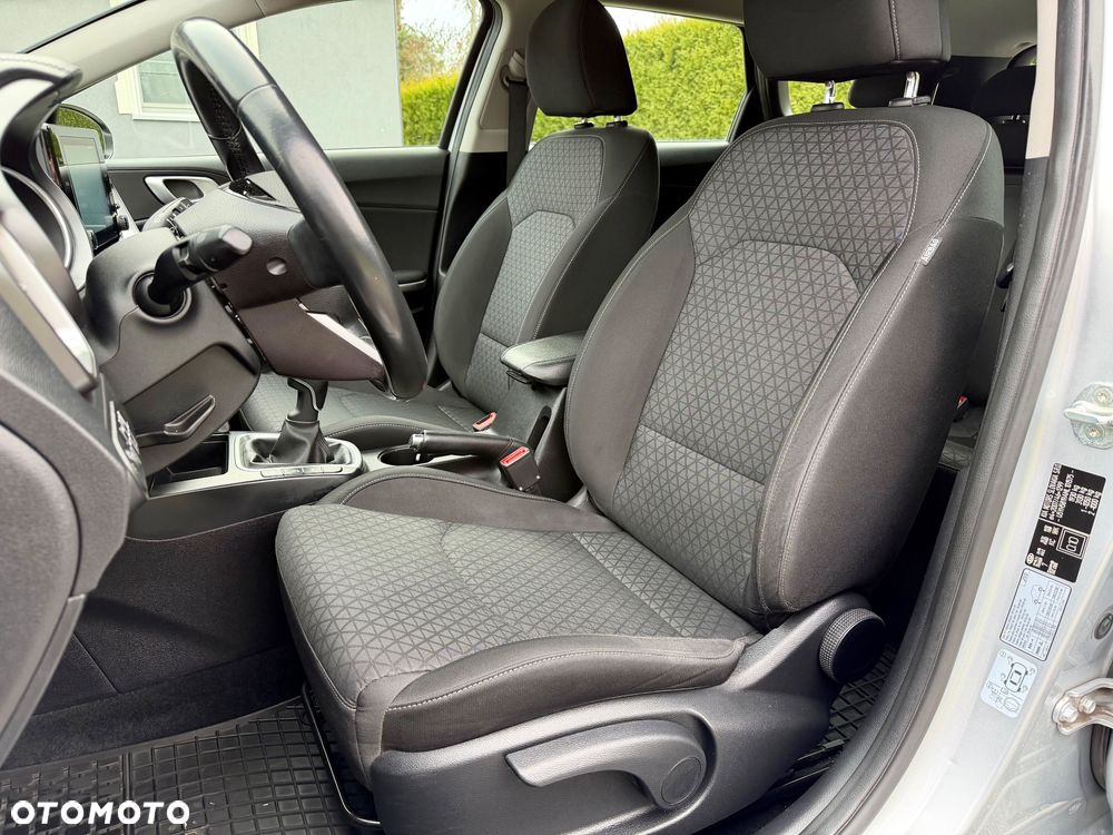 Kia Ceed 1.6 CRDi SCR M - 12