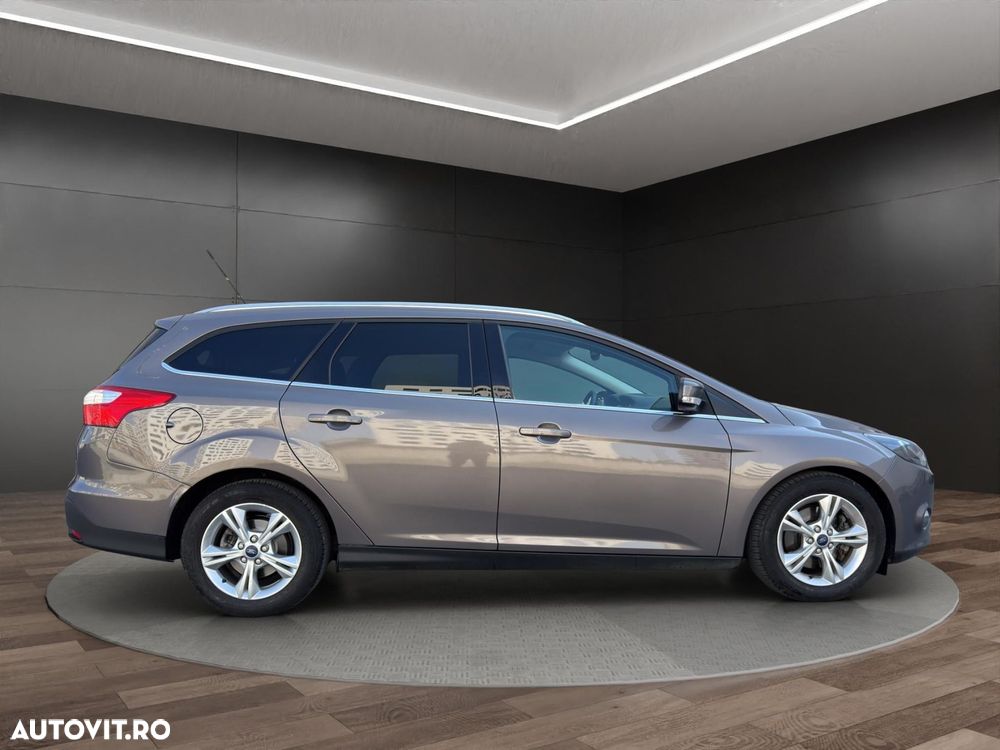 Ford Focus 1.6 EcoBoost Start-Stopp-System Champions Edition - 17