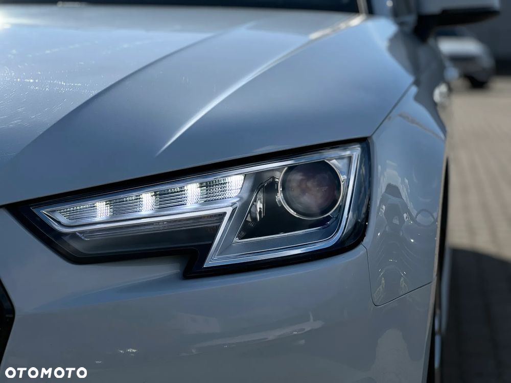 Audi A4 Limousine - 11