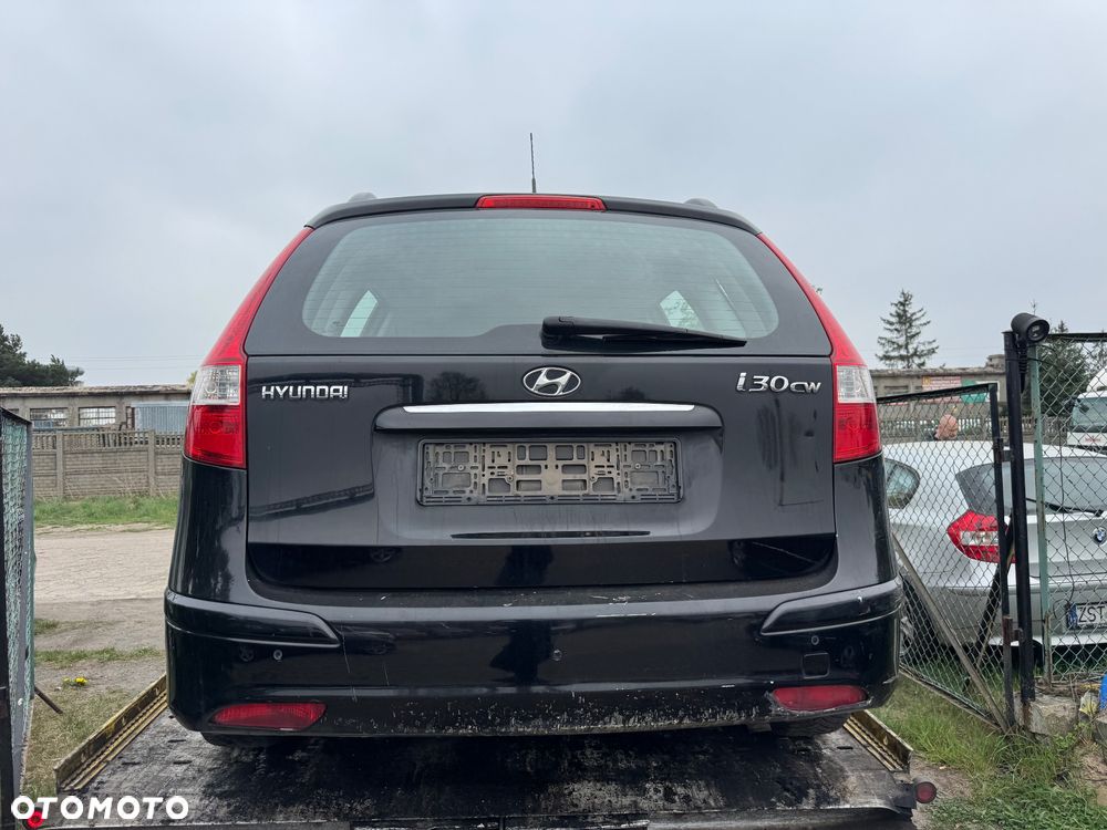 Hyundai i30 lift kombi kolor 9F czarny wszystkie części - 6