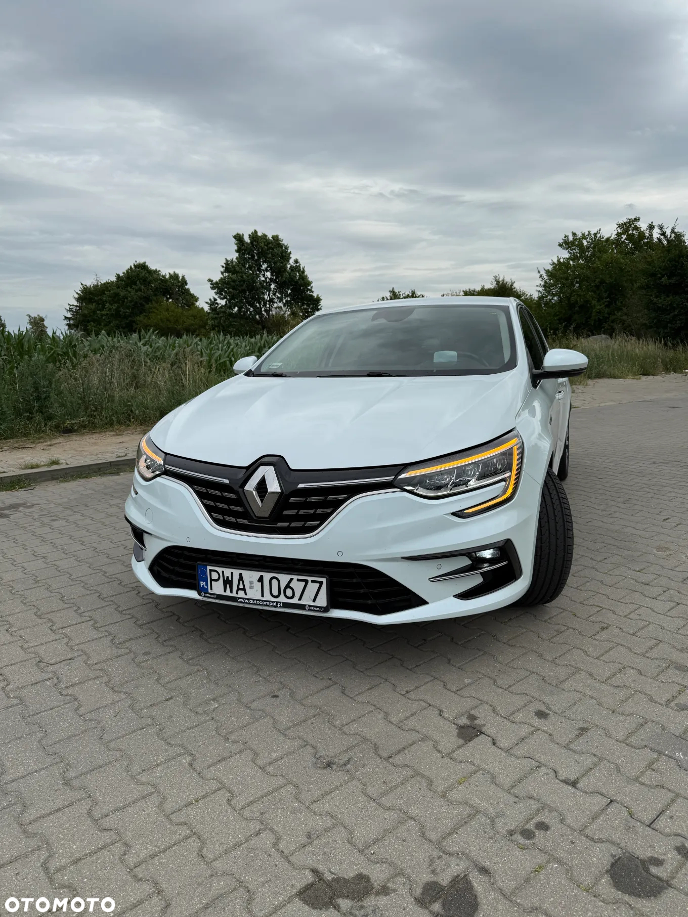 Renault Megane 1.3 TCe FAP Intens EDC - 9