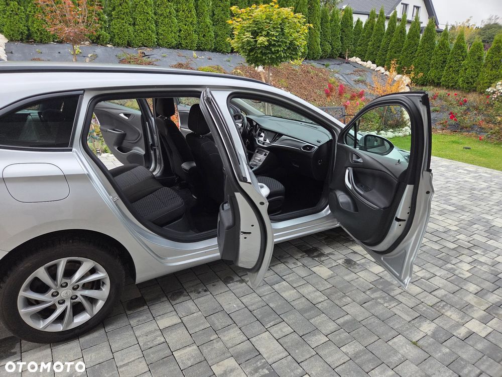 Opel Astra 1.6 CDTI Enjoy S&S - 10