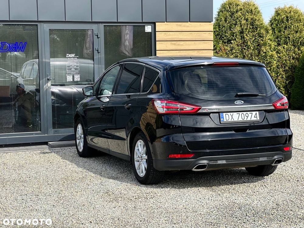 Ford S-Max - 8