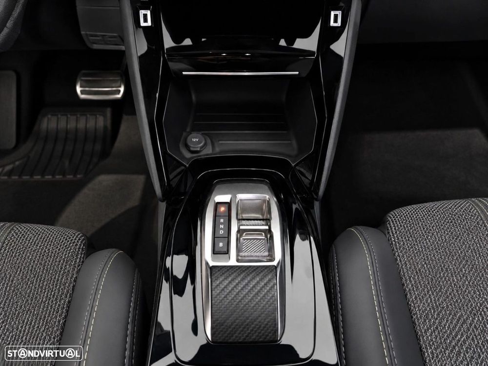Peugeot e-2008 54 kWh GT - 6