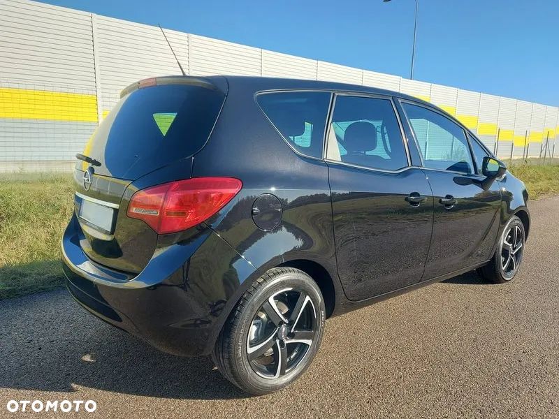 Opel Meriva 2011 photo 4