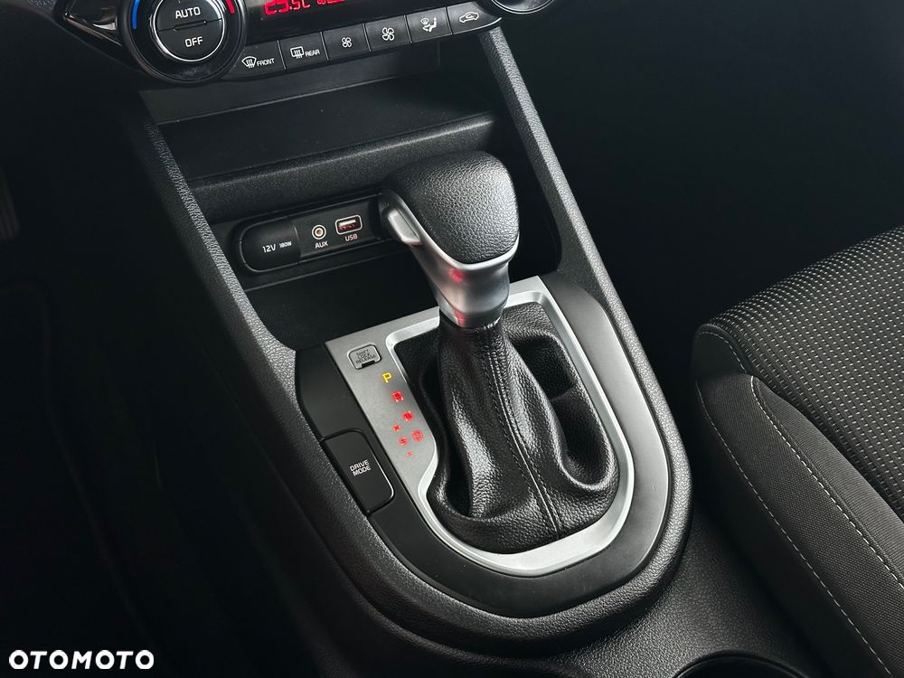 Kia Ceed - 27