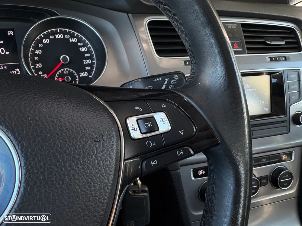 VW Golf 1.6 TDi DPF BlueMotion Comfortline - 14
