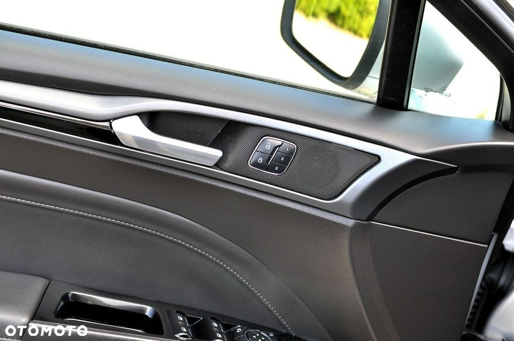 Ford Mondeo 2.0 EcoBlue ST-Line - 15