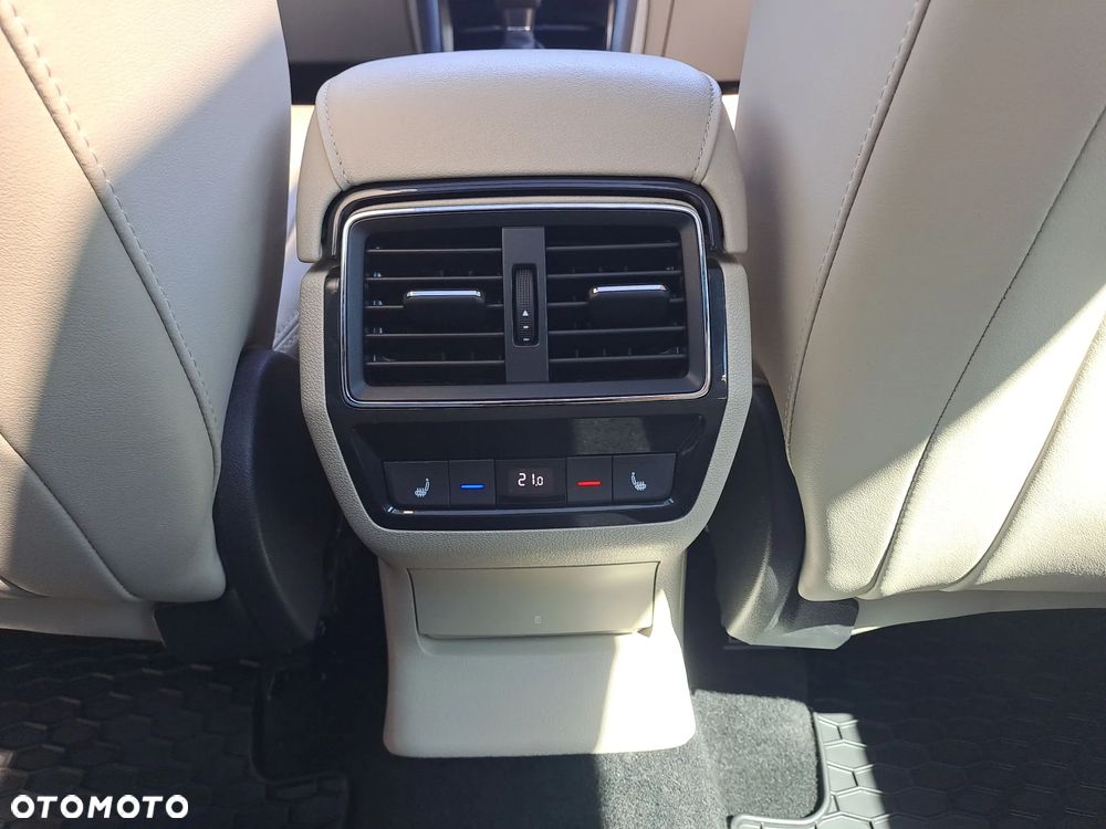 Skoda Kodiaq 2.0 TSI 4x4 L&K DSG - 28