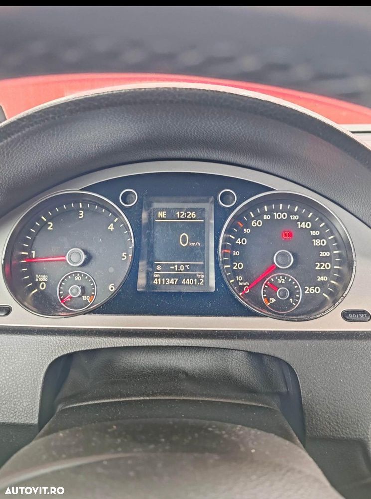 Volkswagen Passat 2.0 TDI Comfortline DPF - 8