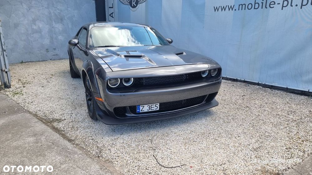 Dodge Challenger - 15