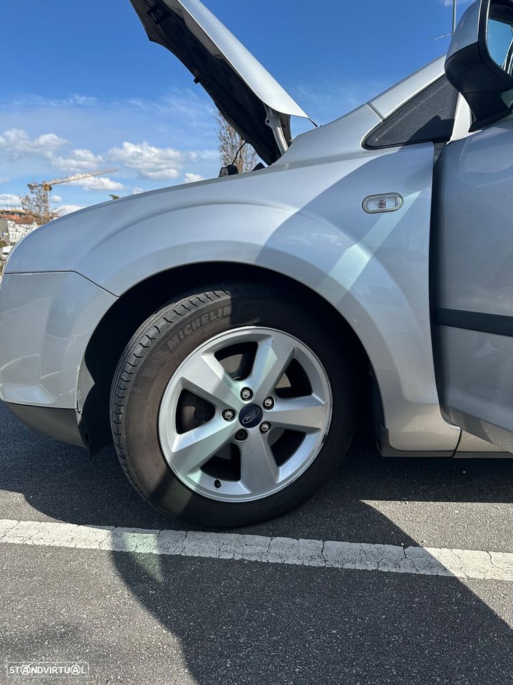 Ford Focus SW 1.6 TDCi Sport - 19