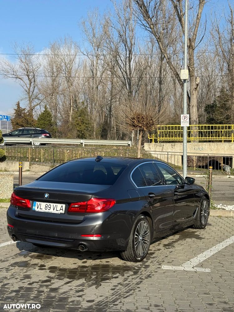 BMW Seria 5 520d AT - 17