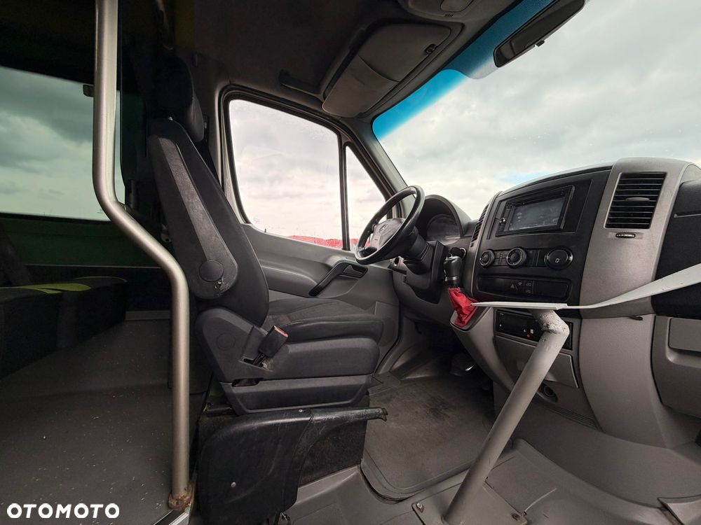 Mercedes-Benz Sprinter 519 - 17