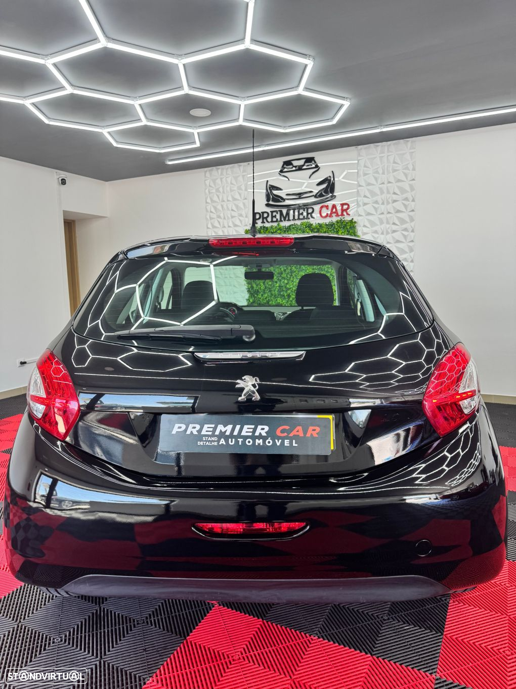 Peugeot 208 1.4 HDi Active - 19