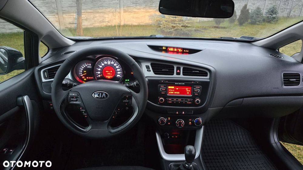 Kia ProCeed 1.6 GDI L - 10