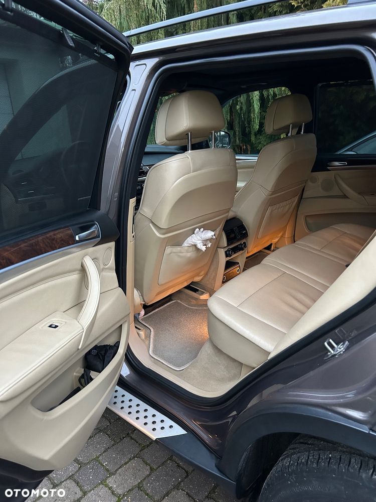 BMW X5 xDrive35d - 12