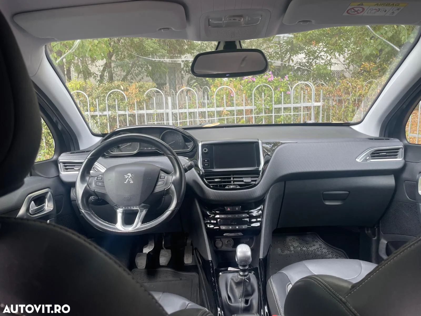 Peugeot 2008 PureTech 130 Stop&Start Allure - 8