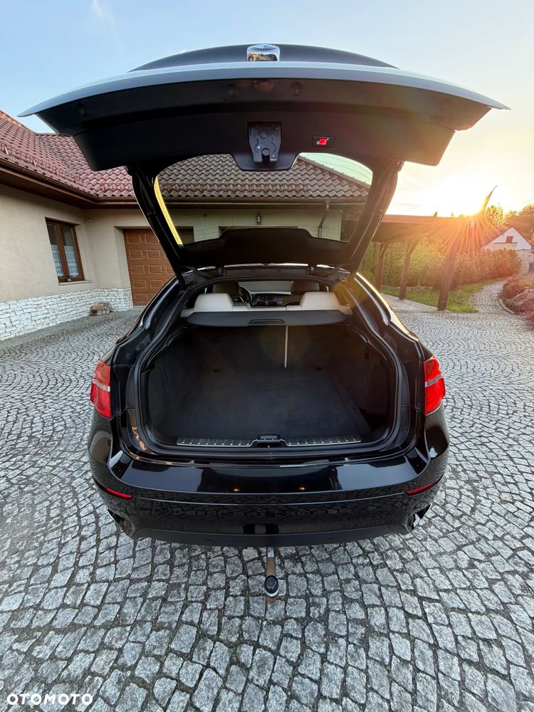 BMW X6 - 18