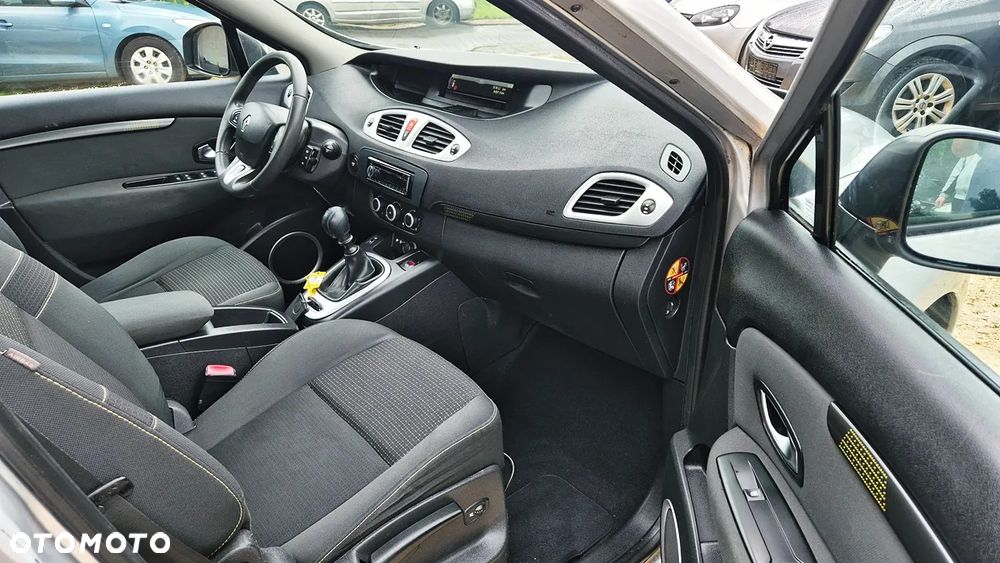 Renault Scenic 1.6 16V 110 Paris - 36