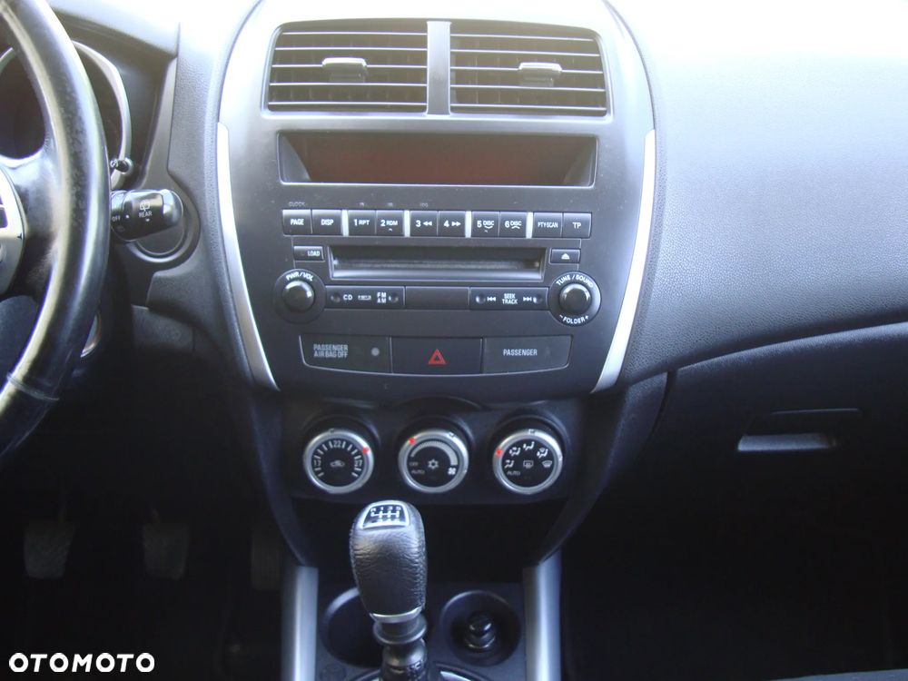 Mitsubishi ASX 1.8 DID Instyle 4WD AS&G - 11