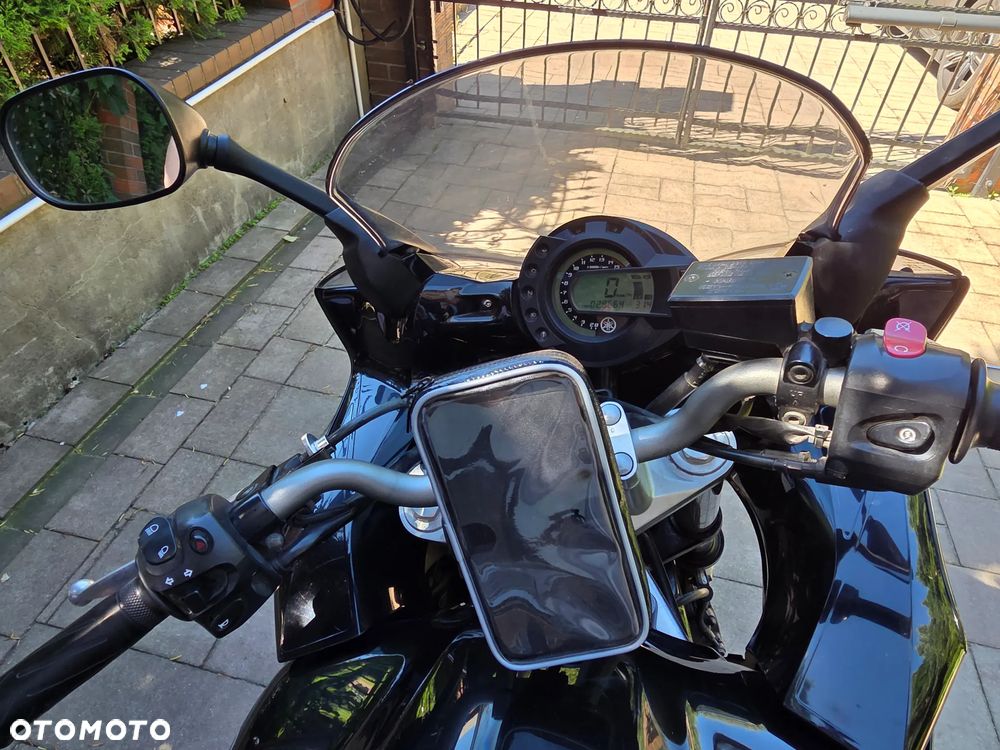 Yamaha FZ6 - 5