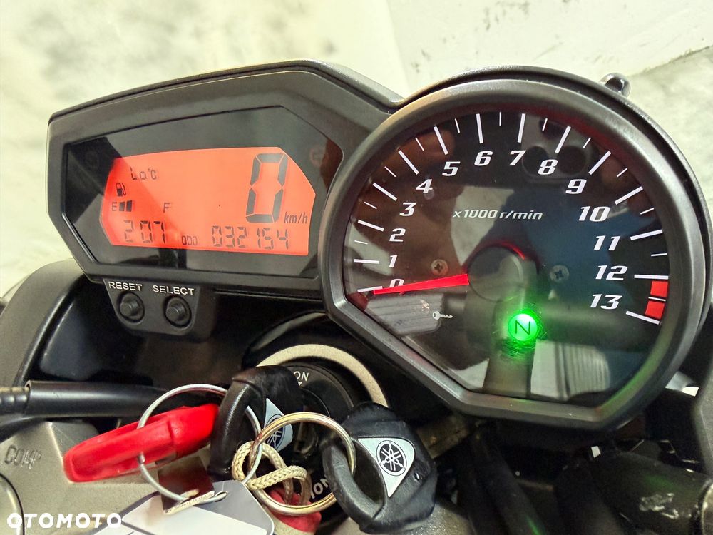 Yamaha FZ - 8
