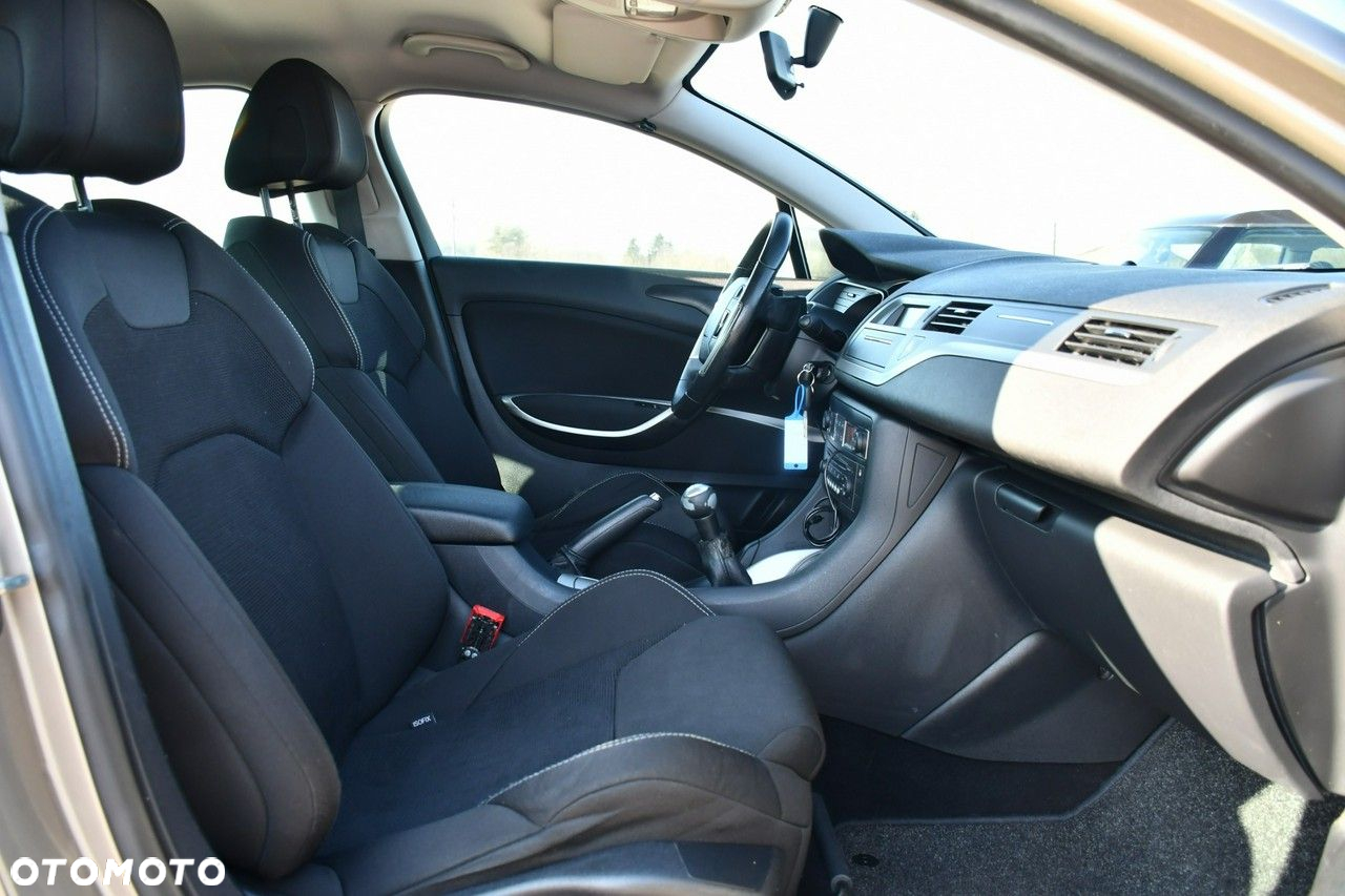 Citroën C5 1.8i 16V Dynamique - 33