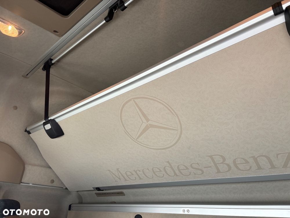 Mercedes-Benz Actros - 9