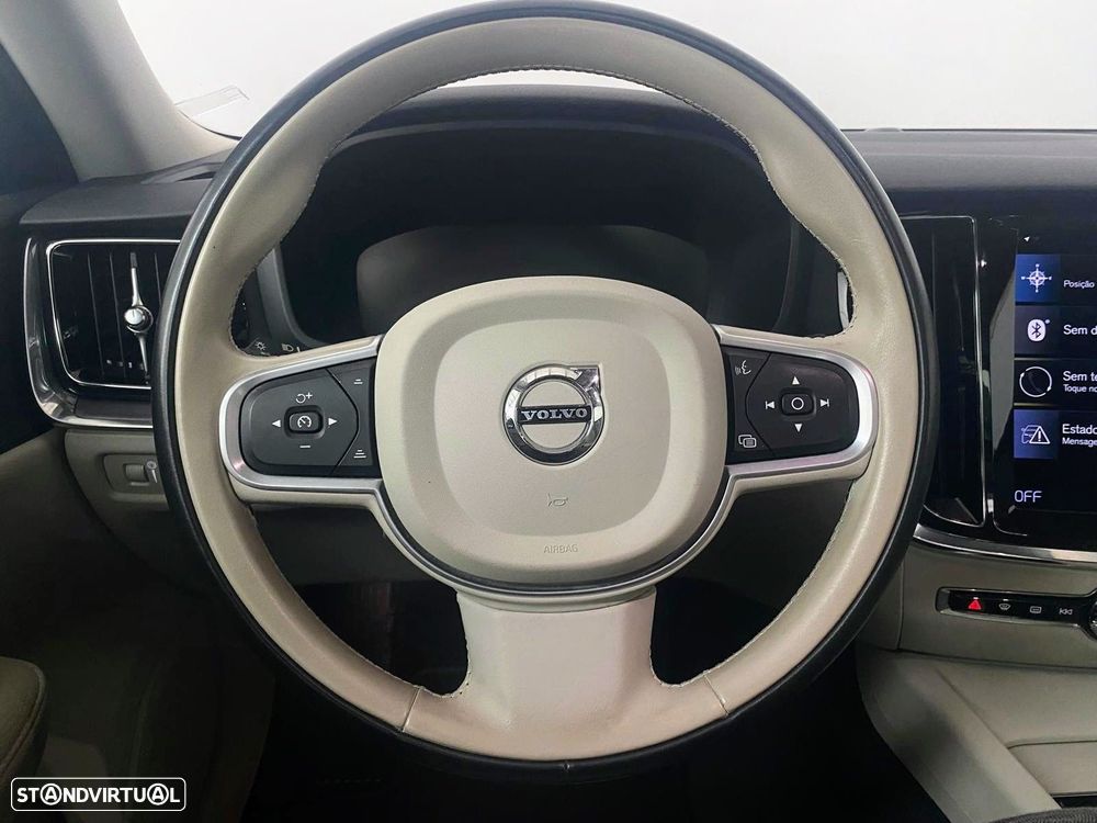 Volvo V60 2.0 B4 Momentum Geartronic - 19